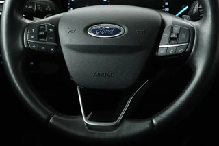 Ford Focus Ford Focus 1.0 EcoBoost Titanium | Stoel & stuurverwarming |  Trekhaak | Adaptive cruise | B&O Sound | Full LED | Camera | Side Assist | Carplay | Navigatie | Keyless - afbeelding nr 10