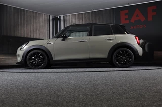 MINI Cooper Mini Mini 1.5 Cooper Chili / AUT / 5 Deurs / Open Panoramadak / Navi / Ecc / Elek Pakket / Led / Pdc / 17 Inch - afbeelding nr 24