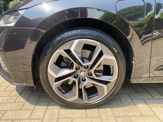 Škoda Octavia Škoda Octavia 1.4 TSI DSG RS IV PANO-DAK/CAMERA/MEMORY/NAVI/ACC/STOELVERW/E-KLEP - afbeelding nr 9