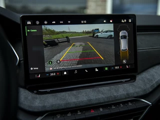 Škoda Octavia Škoda Octavia Combi 1.5 TSI MHEV Business Edition Plus | Matrix LED | Lounge Interieur | Chrome pakket | Stoel-, Stuur- & voorruitverwarming | Navi 13inch | Wireless App-connect | El. achterklep m.sensor | ACC | Winterpakket - afbeelding nr 18