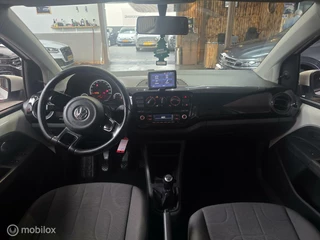 Volkswagen up! Volkswagen Up! 1.0 high up! BlueMotion/ Navigatie /Lm velgen - afbeelding nr 3