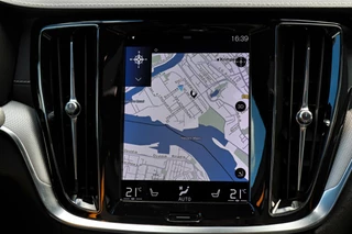 Volvo S60 Volvo S60 2.0 T8 AWD Polestar Engineered /PANODAK/B&W/MEMORY/HUD/360 CAMERA/TREKHAAK! - afbeelding nr 14