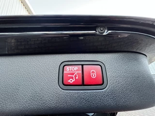 Mercedes-Benz C-Klasse Mercedes-Benz C-Klasse Estate 300e AMG Line | Panorama Dak | Trekhaak | Head Up Display - afbeelding nr 23