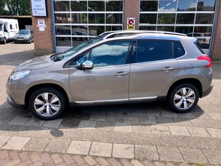 Peugeot 2008 Peugeot 2008 1.2 PURETECH ALLURE - afbeelding nr 3