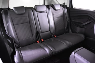 Ford Kuga Ford Kuga 1.5 EcoBoost Titanium *Leer*Navigatie*Stoelverwarming*Park assist* - afbeelding nr 26