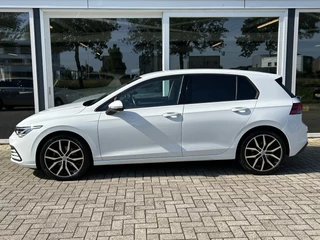 Volkswagen Golf Volkswagen Golf 1.0 TSI Life 50% deal 8.975,- ACTIE Carplay /  LED / PDC - afbeelding nr 21