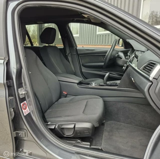 BMW 3 Serie BMW 3-serie Touring 318i Lci|Pano|Cruise|Stoelv.|Grootli.ass - afbeelding nr 14
