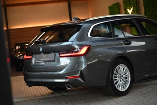 BMW 3 Serie BMW 3-serie Touring 320i High Executive Edition - Adaptive Cruise Control - Memory - Panoramadak - El. Trekhaak - Dashboard Leder - afbeelding nr 66