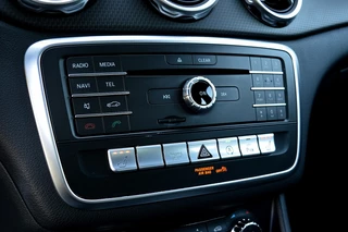 Mercedes-Benz GLA Rijklaarprijs-Garantie Navigatie Airco Trekhaak Sport Interieur Camrera - afbeelding nr 23