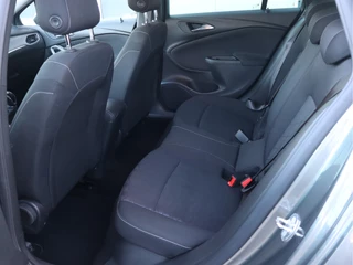 Opel Astra Opel Astra Sports Tourer 1.0 Turbo NL-Auto!! Carplay I Climate I PDC - afbeelding nr 25