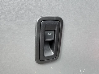 Volkswagen Transporter Volkswagen Transporter 2.0 TDI 150PK Automaat L2H1 / Dubbele schuifdeur / Carplay / Dea - afbeelding nr 24