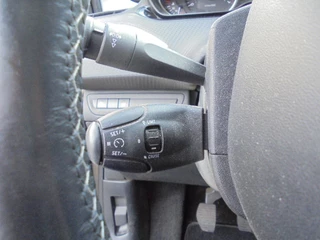 Peugeot 2008 Peugeot 2008 1.2 PT BL Executive - afbeelding nr 16