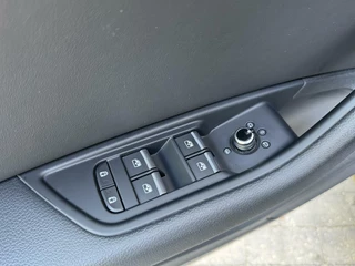 Audi A4 Audi A4 Avant 35 TFSI S edition Automaat | Navigatiesysteem | Climate control | Cruise control | Draadloze telefoonlader | 18 inch lichtmetalen velgen | DAB | LED verlichting | Parkeersensoren achter - afbeelding nr 4