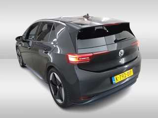 Volkswagen ID.3 Volkswagen ID.3 First Max 58 kWh / Full option! / Panoramadak / Camera / Head-up / Keyless / 20'' / ACC / Dodehoek / Elektr. stoelen / Massage / Navigatie / Stuurverwarming - afbeelding nr 6