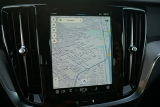 Volvo V60 Volvo V60 T6 PHEV Plus Dark ORG.NL! | TREKHAAK | HARMAN KARDON | PANO! - afbeelding nr 28