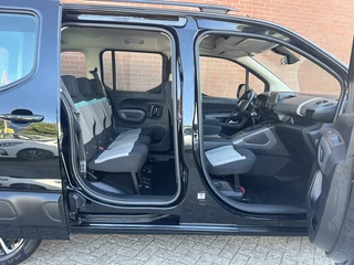 Citroën Berlingo Citroën Berlingo 1.2 PureTech Feel Praktisch, Zuinig & Helemaal Gezinsproof! - afbeelding nr 2
