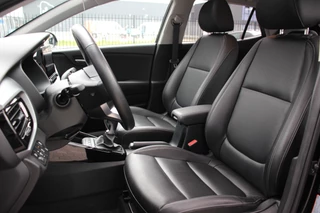 Kia Stonic Kia Stonic 1.0 T-GDi Platinum Edition | Schuifdak | Leder | Camera - afbeelding nr 21