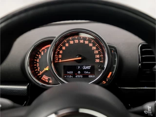 MINI Clubman Automaat (PANORAMADAK, GROOT NAVI, LEDER, STOELVERWARMING, SPORTSTOELEN, HARMAN/KARDON, LED KOPLAMPEN, KEYLESS, GETINT GLAS, NIEUWE APK, NIEUWSTAAT) - afbeelding nr 22