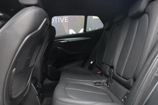 BMW X2 BMW X2 SDrive18i / LED / CRUISE / LEDER / PDC V+A / NAVI - afbeelding nr 16