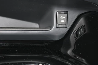 Toyota C-HR Toyota C-HR 1.8 Hybrid Dynamic - afbeelding nr 16