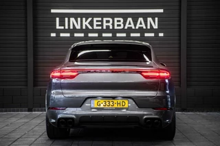 Porsche Cayenne Porsche Cayenne Coupé 3.0 E-Hybrid | Lightweight Package | SportDesign | Sport Chrono | PASM | Carbon | 22 inch | NL Auto | - afbeelding nr 14