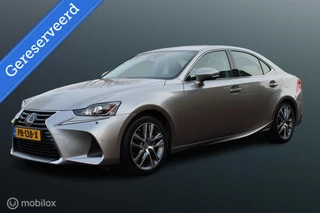 Lexus IS 300h Hybrid Business Line, Stoelverw, Camera, Pdc voor + achter, Cruise, Half Leder, Navi, 17 inch Lmv.