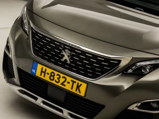 Peugeot 5008 Automaat (PANORAMADAK, APPLE CARPLAY, MEMORY SEATS, STOELVERWARMING, LEDER, 360 CAMERA, KEYLESS, LED KOPLAMPEN, ADAPTIVE CRUISE, GETINT GLAS, NIEUWSTAAT) - afbeelding nr 37