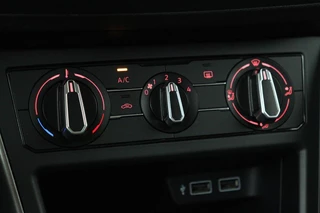 Volkswagen Polo Volkswagen Polo 1.0 TSI Comfortline | 1e eigenaar | Carplay |  Adaptive cruise | Navigatie | Airco | DAB | Bluetooth | LED - afbeelding nr 12