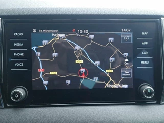 Škoda Karoq Skoda Karoq 1.0 TSI Ambition | Apple Carplay/Android Auto | Airco | Wifi | Navigatie | PDC | Cruise Control | Hill-Hold | - afbeelding nr 10