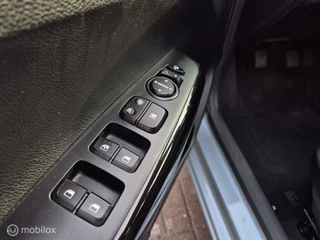 Kia Picanto Kia Picanto 1.0 CVVT / Achteruitrijcamera / Cruise control / Grootscherm Navi - afbeelding nr 16