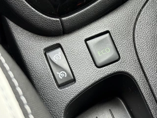Renault Clio Renault Clio Estate 1.2 TCe Bose Automaat/Led/Navigatie/Cruise/Trekhaak/Camera/R-Link - afbeelding nr 25
