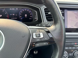 Volkswagen T-Roc Volkswagen T-Roc Cabrio 1.5 TSI DSG R-LINE TREKHAAK/CAMERA/LEDER/BEATS-AUDIO/NAVI/ACC/CARPLAY - afbeelding nr 15
