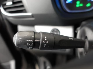 Opel Vivaro-e Opel Vivaro-e Combi L2H1 75 kWh e-Zafira 8 persoons  Navigatie Airco Dab  Camera 360  Cruise control  Dab  Lichtmetalen velgen Stoelverwarming - afbeelding nr 15