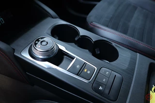 Ford Kuga Ford Kuga 2.5 PHEV ST-Line / Trekhaak / Camera / Stoel+stuur+ruit verwarmd / 1e eigenaar - afbeelding nr 41