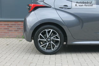 Toyota Yaris Toyota Yaris 1.5 Hybrid Dynamic I 1 Eig. I Navigatie I NL-auto - afbeelding nr 15