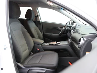 Hyundai Kona Hyundai Kona EV Fashion 64 kWh | Navigatie | All-season banden | - afbeelding nr 18