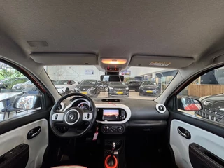 Renault Twingo Renault Twingo R80 Serie Limitee V. Airco Stoel verwarmd Cruise Navi Camera - afbeelding nr 11
