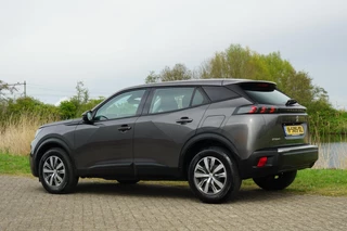 Peugeot 2008 Peugeot 2008 1.2 PureTech Active Pack - Gris Platinium - Carplay/Nav/Cruise - afbeelding nr 9