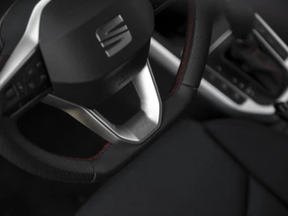 SEAT Arona SEAT Arona 1.0 EcoTSi 116pk DSG FR | Full LED | Keyless | ParkAssist + Camera | App-Connect | Armsteun vóór | Black Pack | Wireless Charge - afbeelding nr 24