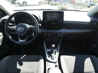 Toyota Yaris Toyota Yaris 1.5 Hybrid Business Plus | Stoelverw | Apple Car-play - afbeelding nr 19