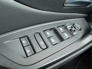 Peugeot 308 Peugeot 308 SW 1.6 PLUG-IN HYBRID 180 ALLURE AUT. Keyless | Adaptive Cruise | Navi - afbeelding nr 26