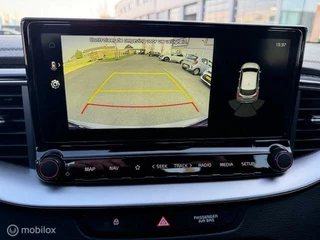 Kia XCeed XCeed 1.6  PHEV DynamicPlusLine 55 km Volledig electrisch rijden hierna Hybride , Navigatie , Camera , Parkeerhulp , Stoel en stuur verwarming  , Keyless entry , 18 inch Velgen , - afbeelding nr 34
