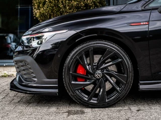 Volkswagen Golf Volkswagen Golf 2.0 TSI GTI Clubsport|PANO|HEADUP|ACC|MAXTON - afbeelding nr 35