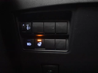 Toyota Yaris Toyota Yaris 1.5 Hybrid Edtion | Stuur en Stoelverwarming | Apple & Android C - afbeelding nr 23