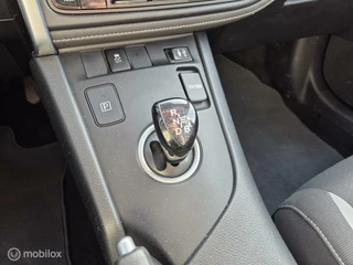 Toyota Auris Toyota Auris Touring Sports 1.8 Hybrid, Dealer onderhouden! - afbeelding nr 18
