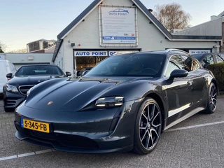 Porsche Taycan Sport Turismo PERFORMANCE 380PK! KRIJT/PANO/PPF/BOSE/LUCHTVERING