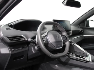 Peugeot 3008 Peugeot 3008 1.2 PureTech Allure Climate control Adaptive cruise control Achteruitrijd camera Parkeersensoren Verwarmde voorstoelen LED Navigatie Apple Carplay/ Android Auto - afbeelding nr 2
