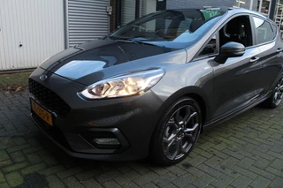 Ford Fiesta Airco Cruise Navi Keyless 17