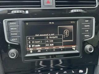 Volkswagen Golf Volkswagen Golf Variant 1.4 TSI R-line 150pk | Navigatiesysteem | Osram LED verlichting | Trekhaak uitklapbaar | Keyless entry | Stoelverwarming | Cruise control | R-stuur | Parkeersensoren voor en achter | Achteruitrijcamera - afbeelding nr 19