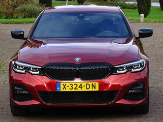 BMW 3 Serie BMW 3 Serie 330e 292PK M-perf. / BMW Individual / 2021 / LED - afbeelding nr 62